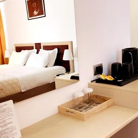 3b Boutique 4*